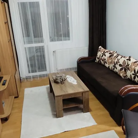 Cri'a Apartment